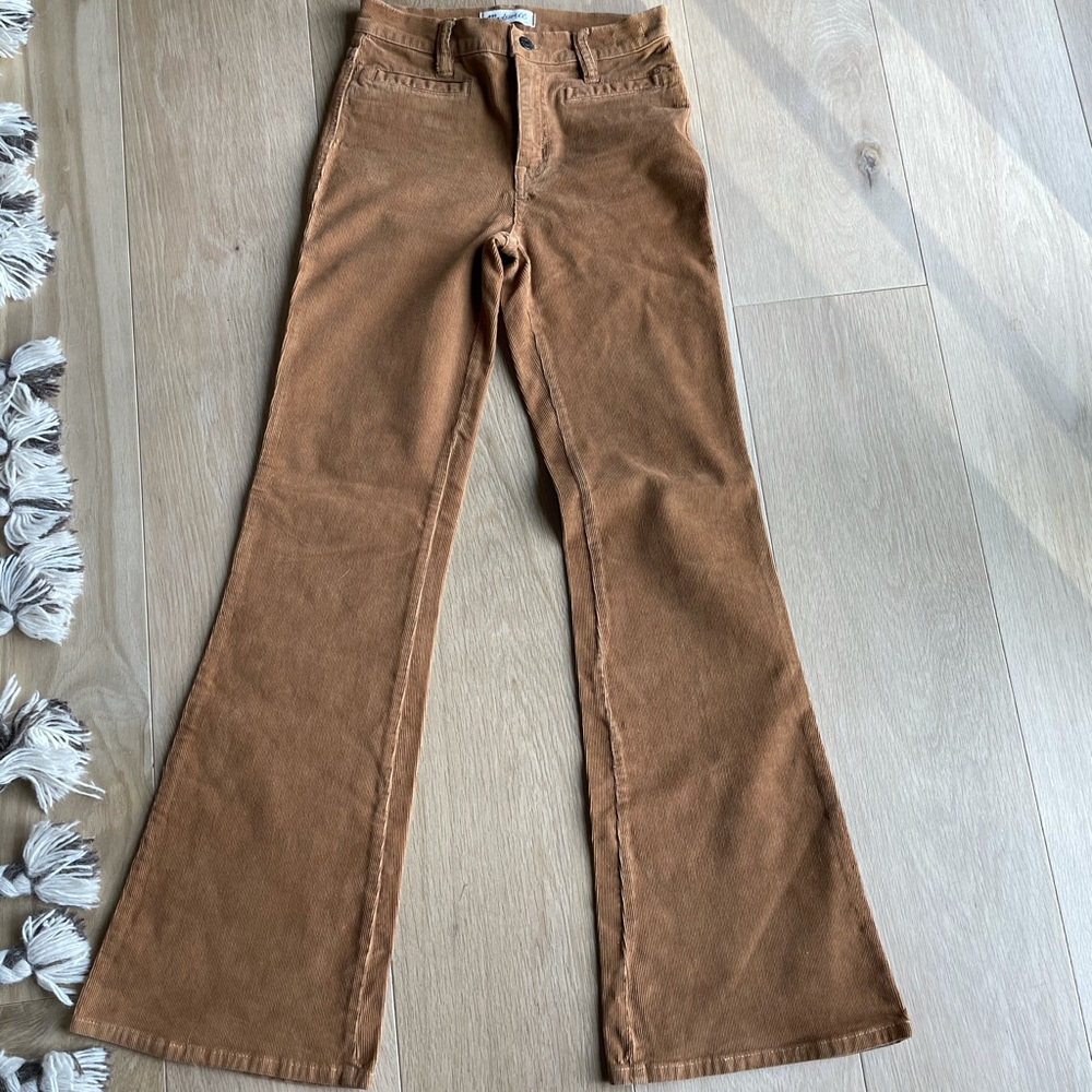 Madewell Flea Market Flare, Corduroy.